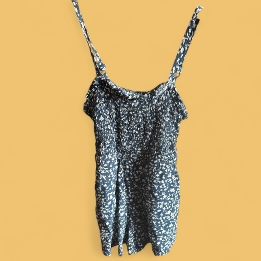 Old Navy Little Girls Size 6/7 Cottagecore Floral Navy Blue & White  Romper